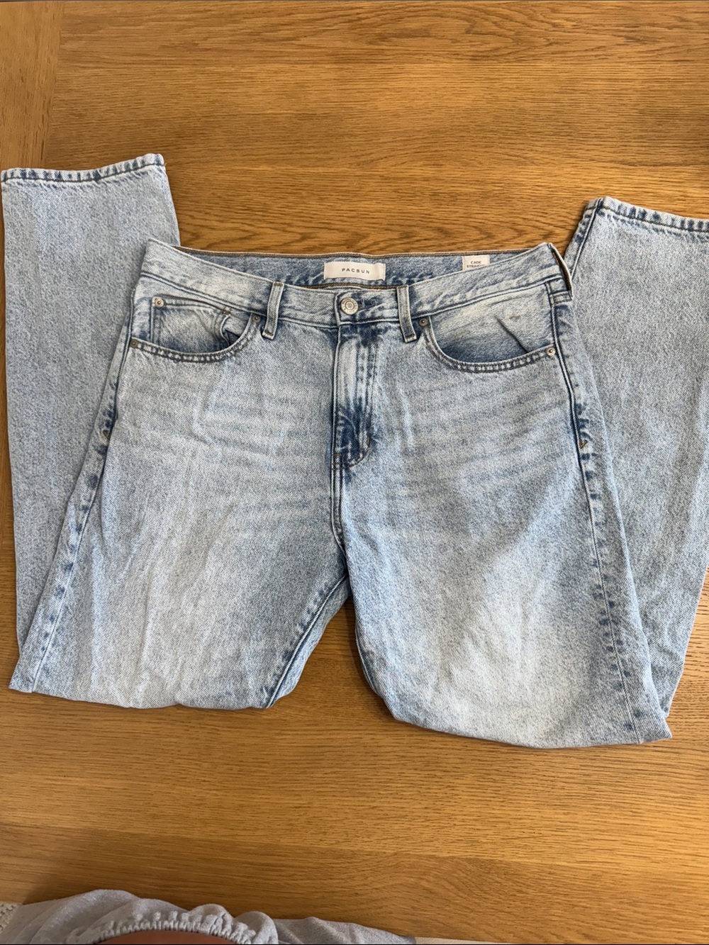 Pacsun Light Wash Men's Jeans - Classic Straight Fit